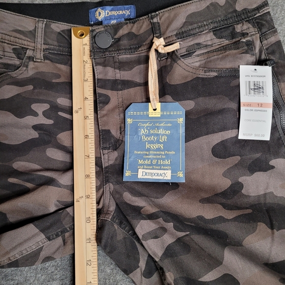 Democracy "Ab" Solution Booty Lift Jegging Camo Espresso Women's 12 New w/Tags - Picture 4 of 11